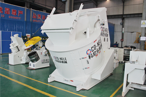 多功效混淆造粒；；媚闶⌒牡赝瓿闪降拦ば